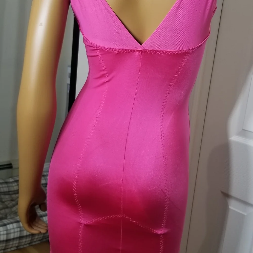 Victoria Secret Push Up Slip with Panty (Super tight like an XS) - Picture 3 of 3